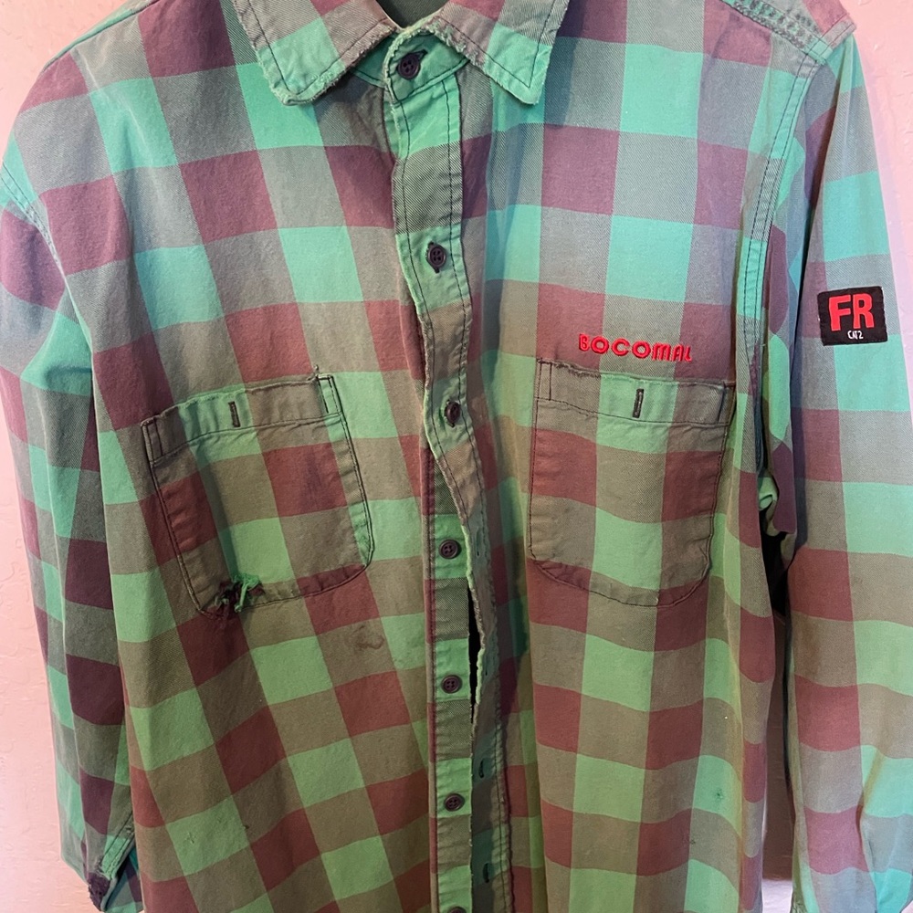 FR Green and Black Plaid Shirt - Picture 5 of 6